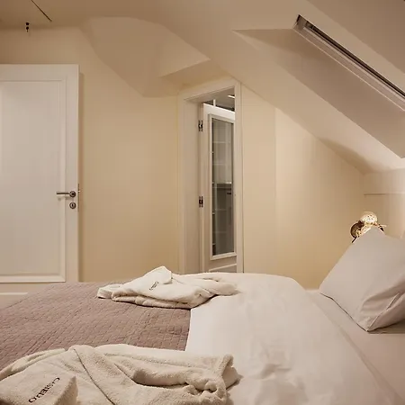 Castello Boutique Hotel 4*