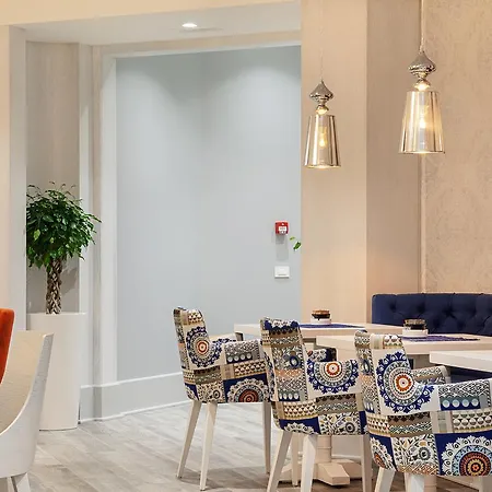 Castello Boutique Hotel 4*